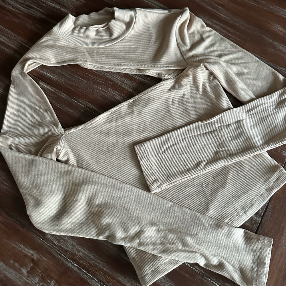 Tiger Mist Tan Asymmetrical Cut Out Top - Picture 3 of 5